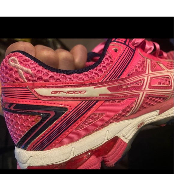 Pink ASICS - Picture 4 of 7